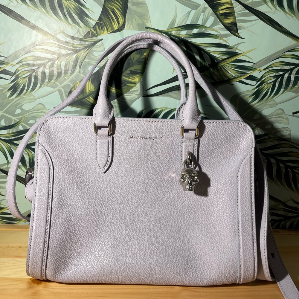Alexander McQueen Padlock Leather Zip-Around
Tote in Lilac/ Stone